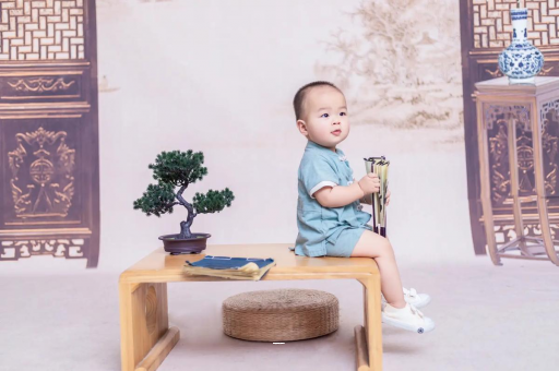 临朐四个月宝宝可以坐着吗 临朐四个月宝宝可以坐着吗